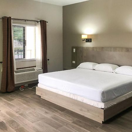 Capital O Palms Hotel, Acuna Ciudad Acuña المظهر الخارجي الصورة