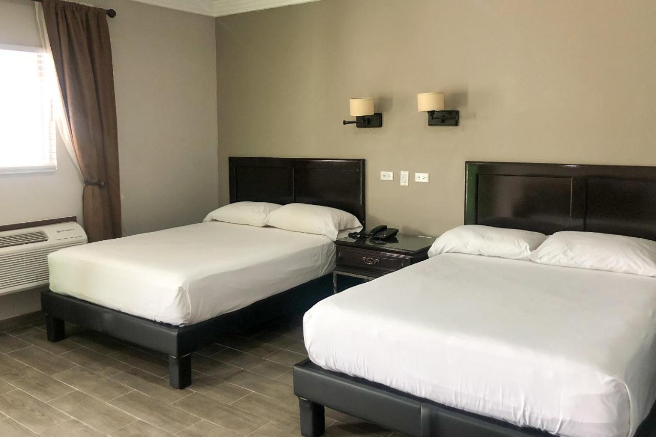 Capital O Palms Hotel, Acuna Ciudad Acuña المظهر الخارجي الصورة